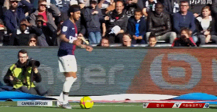 火箭以117：98大胜太阳，杜兰特28分，阿门31分，史密斯16分，全队十胜五负，西部第三。