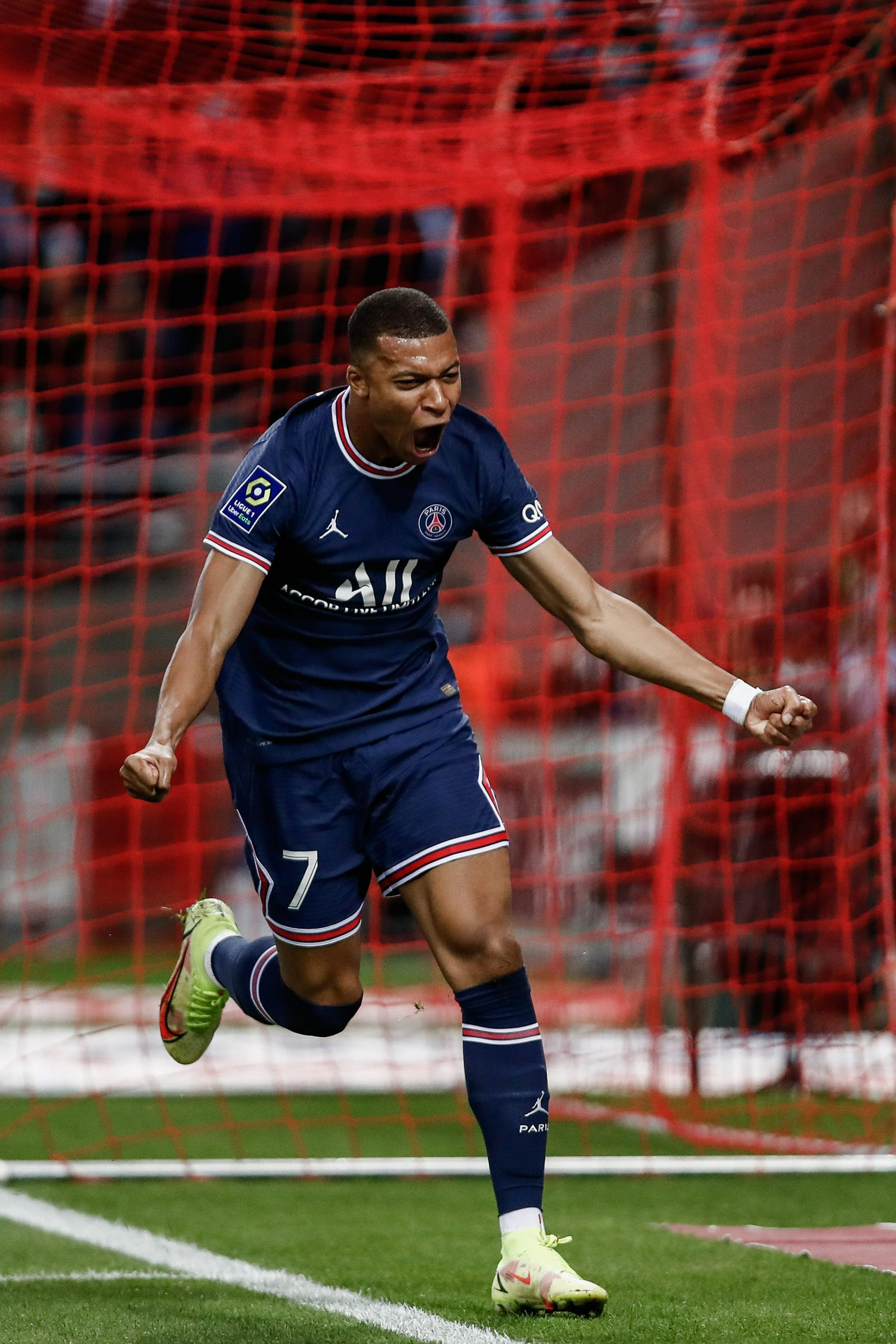 CBA：广东外援爆发 助球队大胜吉林男篮