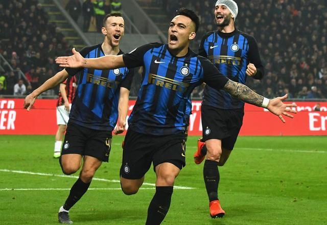 徐尚：我建议并支持邵佳一竞聘国足主帅，希望他到更高的舞台（徐尚：力挺邵佳一竞聘国足主帅，期待他走向更高舞台）