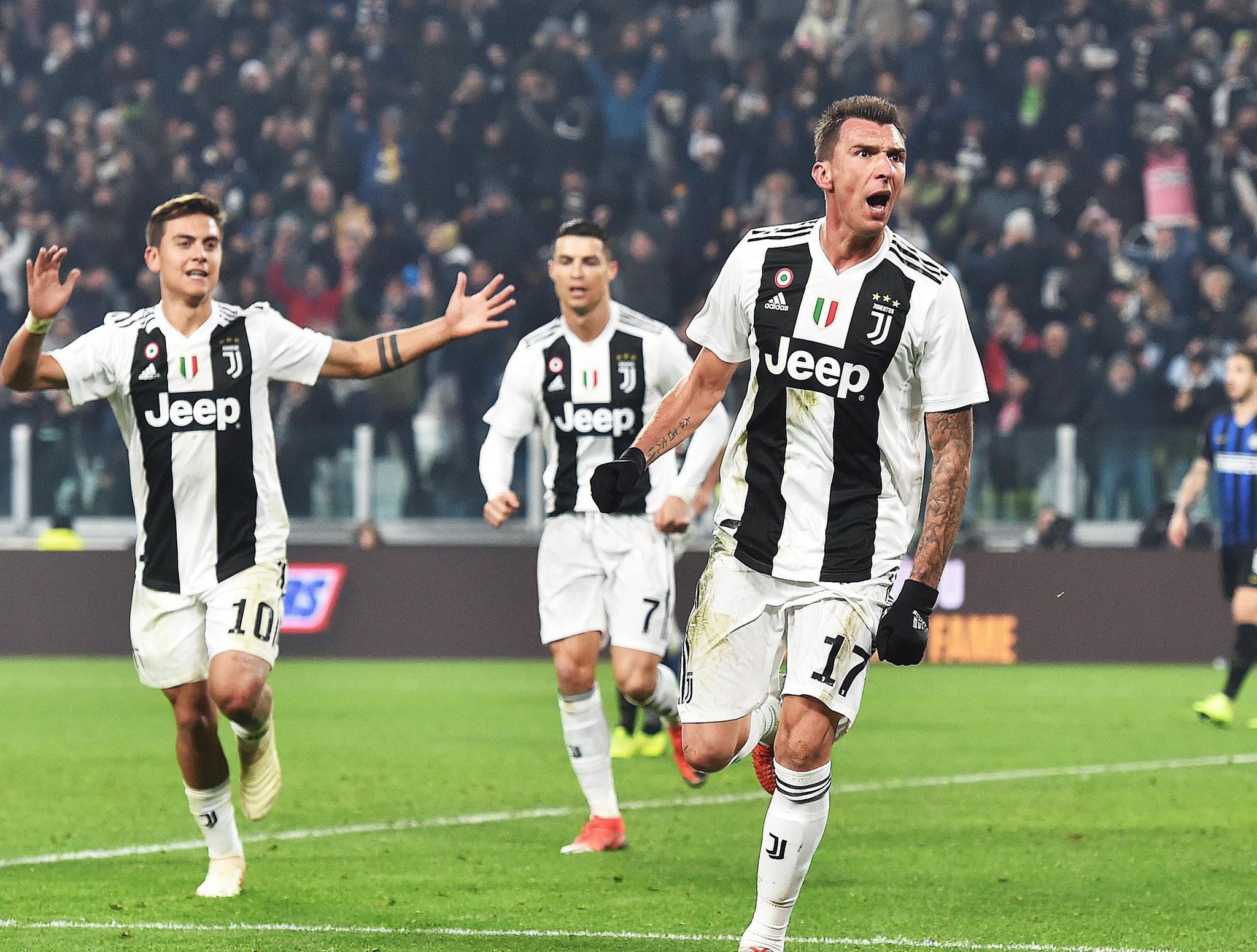 英超联赛第16轮收官战，曼联主场迎战伯恩茅斯，赛前首发出炉。（英超第16轮收官之战：曼联主场迎战伯恩茅斯，赛前首发名单公布）