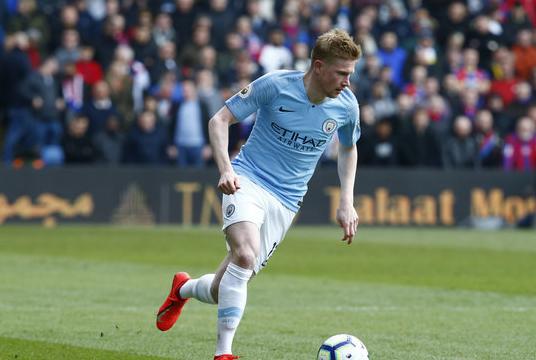 东体：邵佳一在推进国足新老交替过程中需要打造“嫡系部队”