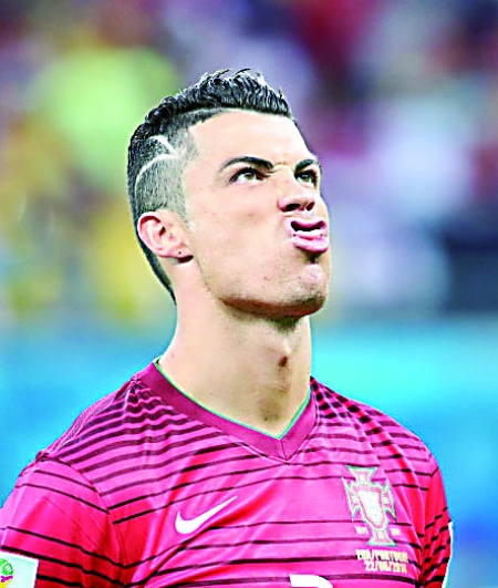 埃迪·豪：球队没有足够球员进行轮换，欧冠目标是晋级淘汰赛