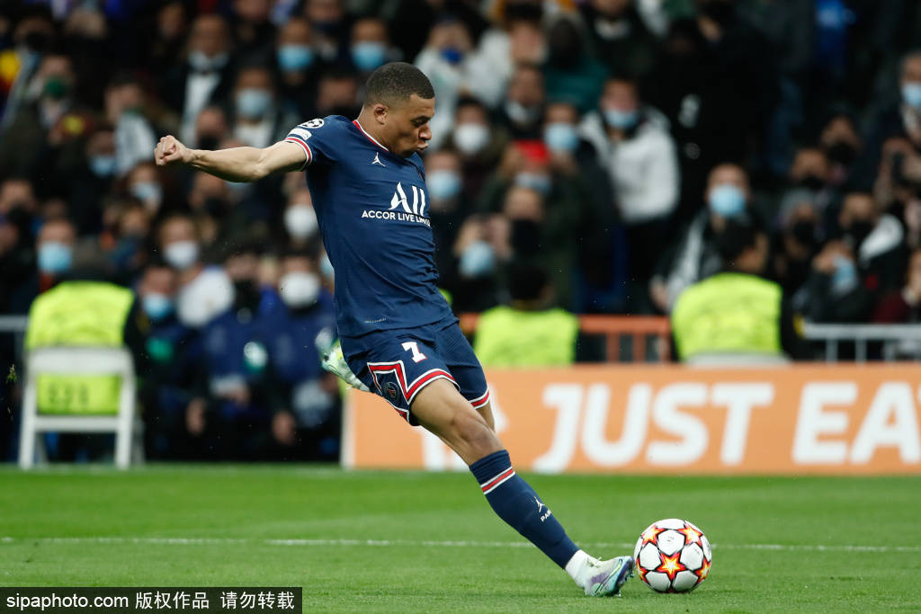 伤病潮席卷曼联！五大主力缺阵困扰阿莫林（曼联陷入伤病风暴，五大主力缺阵令阿莫林犯难）