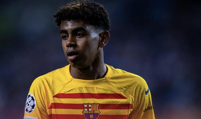 英联杯半场：双方破门乏术，卡迪夫城暂0-0切尔西（英联杯半场战报：卡迪夫城与切尔西互交白卷，比分暂时0-0）