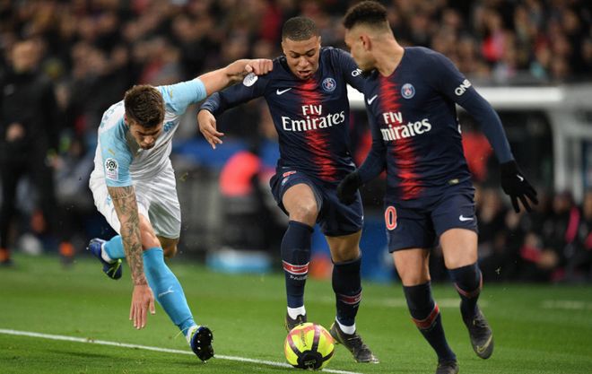 埃梅加：很荣幸完成荷兰队首秀，明年能入选世界杯大名单就知足