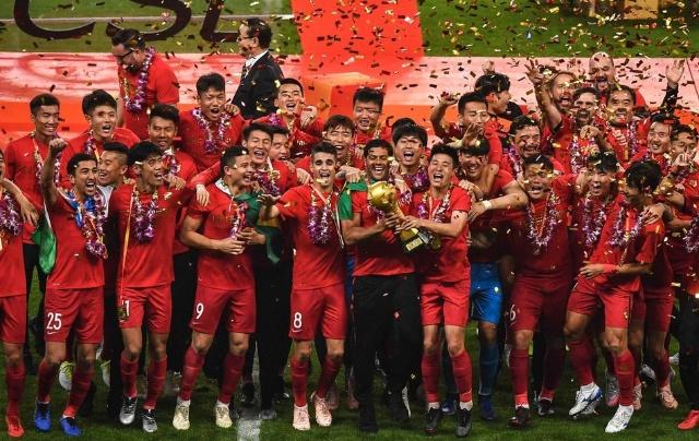 欧冠最新积分榜：拜仁取胜升至第2，利物浦第8，巴萨第14