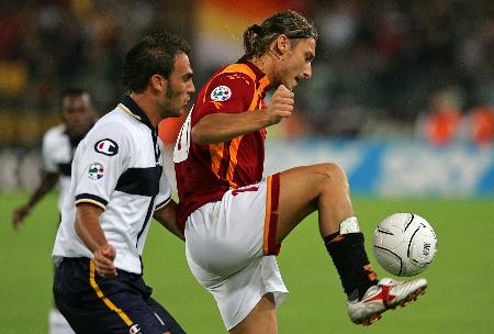 格拉斯纳：连续四个定位球丢球很丢人，疲劳不是输球的借口（格拉斯纳：连丢四个定位球太丢脸，疲劳不该成为输球借口）