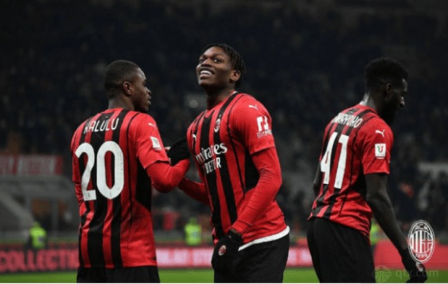 ESPN：皇马关注多位合同年后卫，明夏后防线或全面洗牌（ESPN：皇马锁定多名合同年后卫，明夏防线或迎大换血）