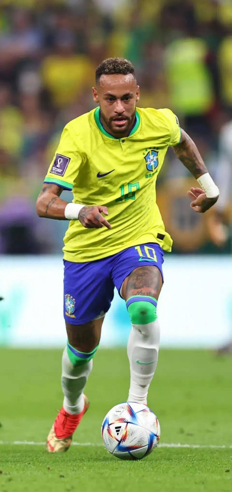 击败曼联利物浦切尔西！罗马诺：曼城即将签约塞梅尼奥，预计未来几日完成（罗马诺：曼城力压曼联、利物浦与切尔西，接近签下塞梅尼奥，预计数日内完成）